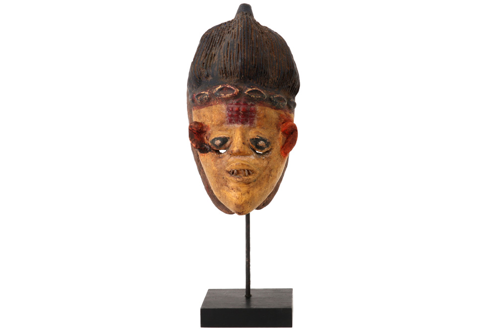 Lot 971