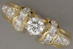 Lot 195