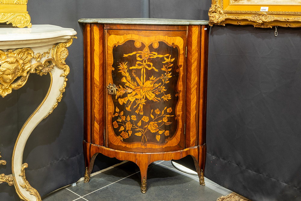 Lot 541