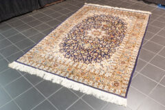Lot 608