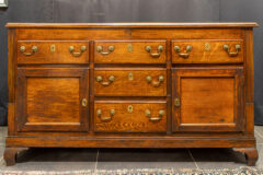 Lot 758