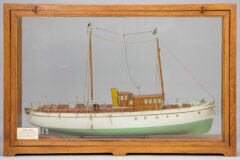 Lot 774