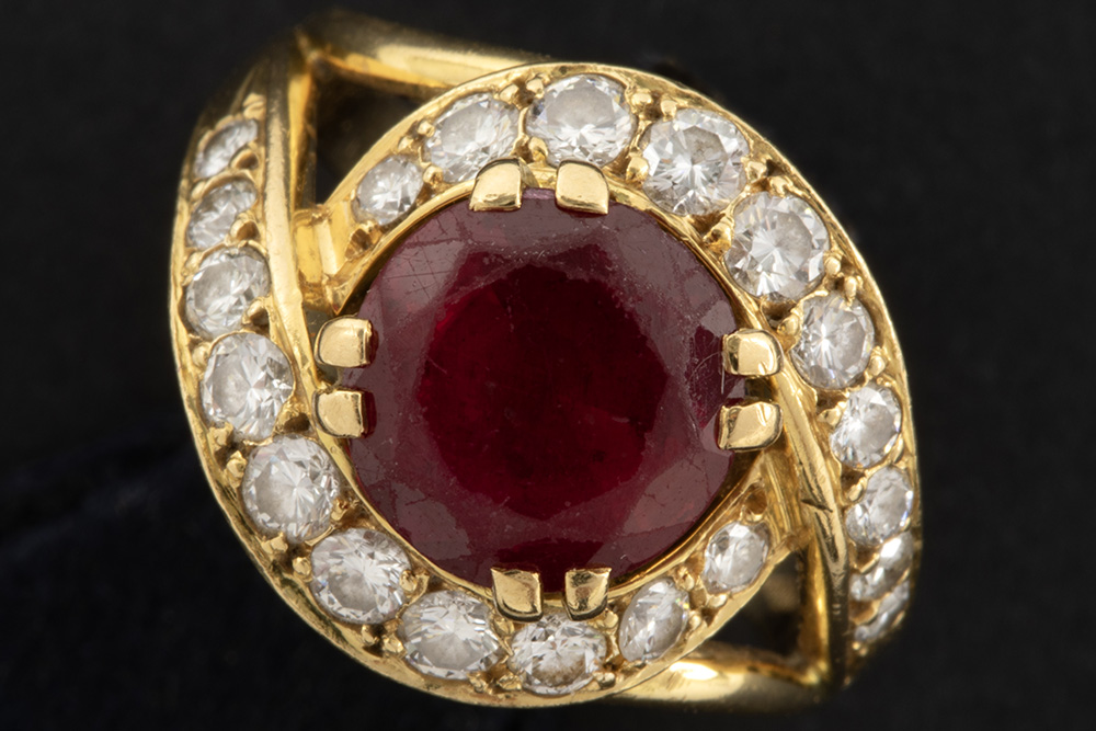 Lot 785