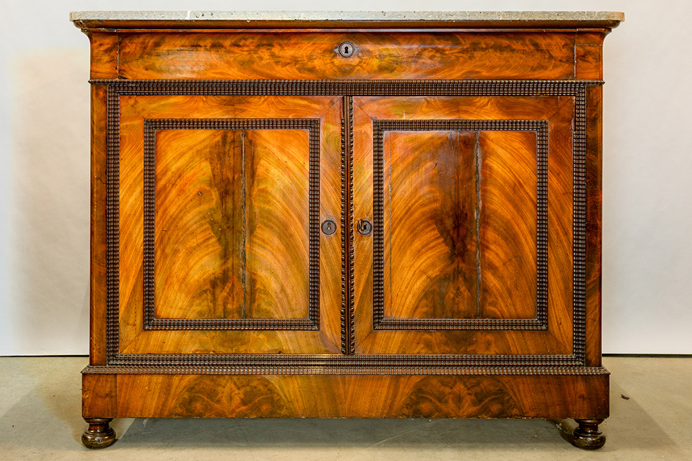 Lot 828