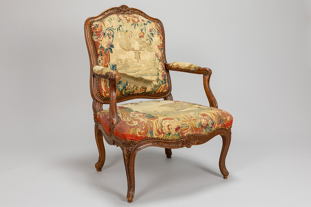 Lot 937