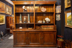 Lot 261
