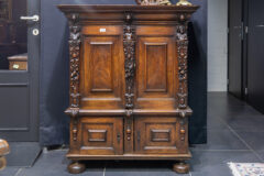 Lot 219