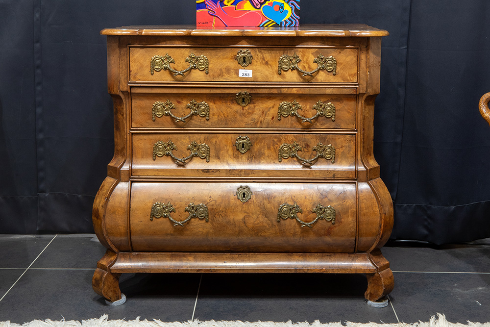 Lot 283