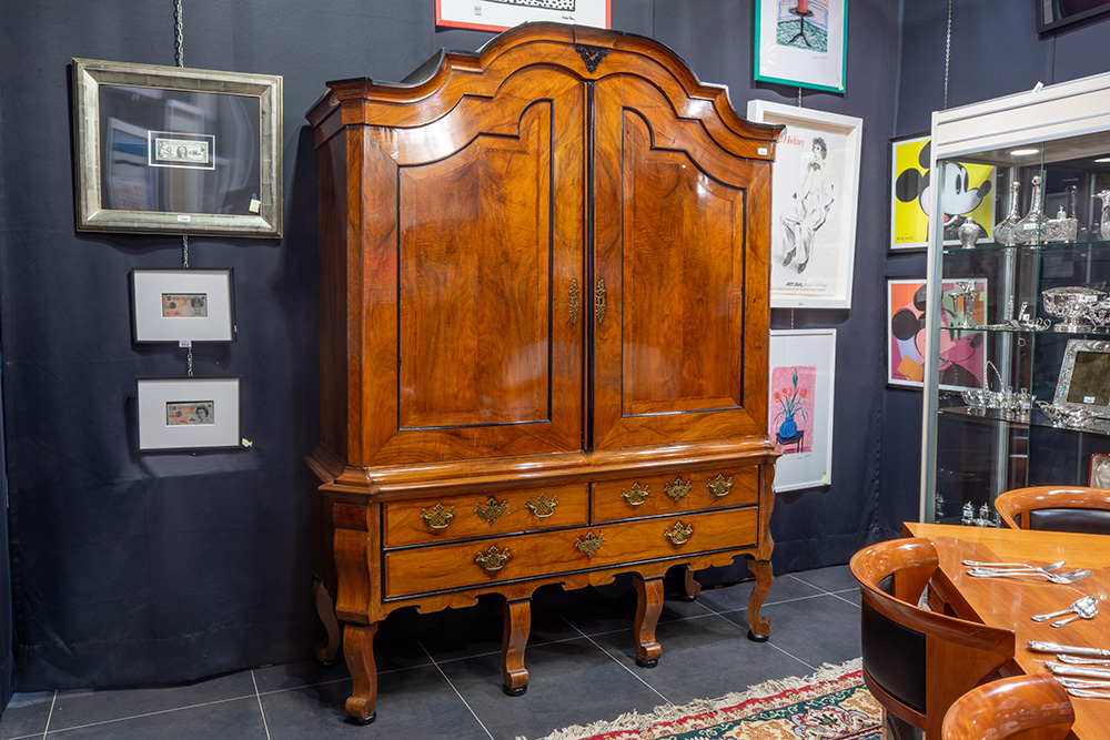 Lot 404
