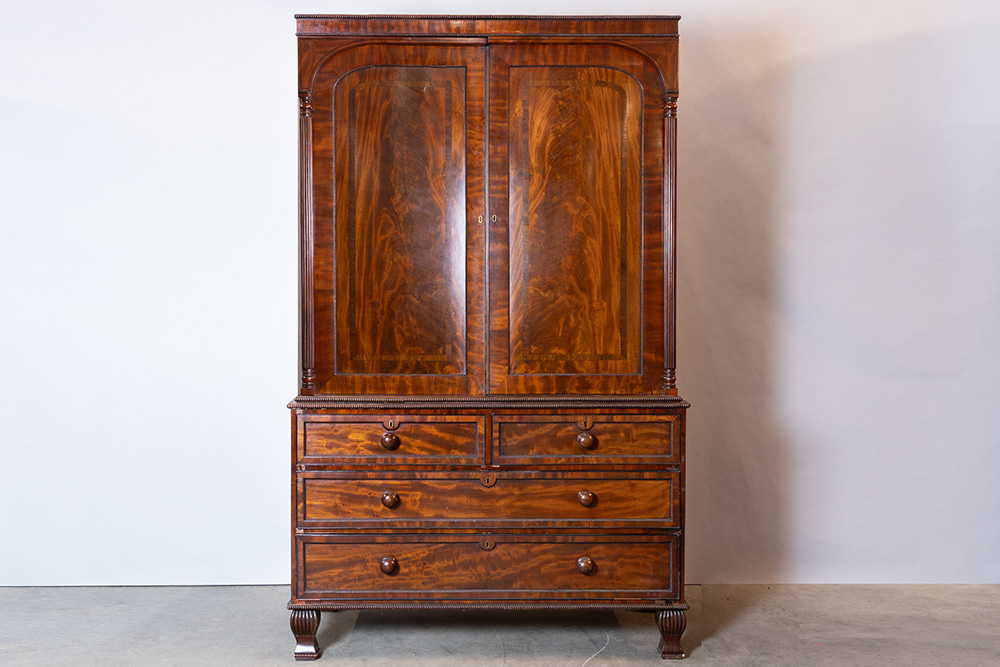 Lot 572