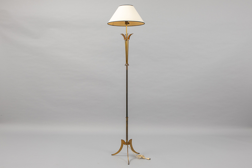 Lot 734