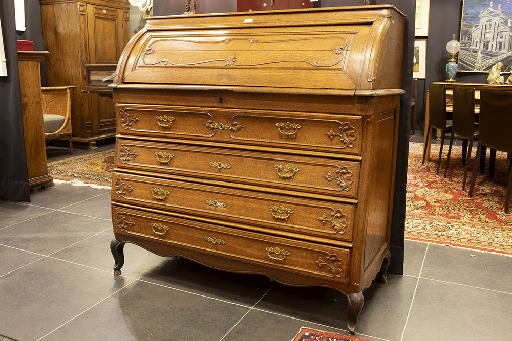 Lot 369