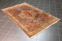 Lot 205