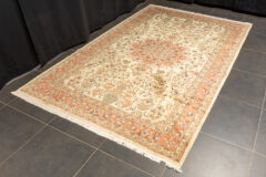 Lot 208