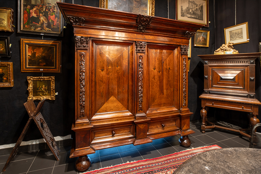 Lot 298