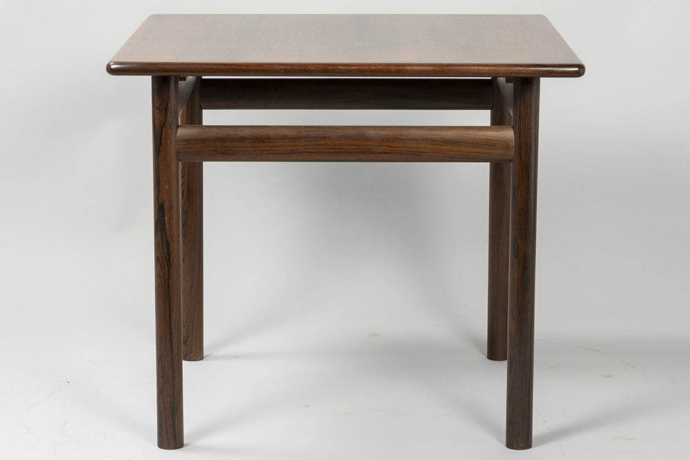 Lot 552