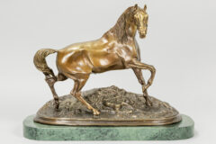 Lot 811