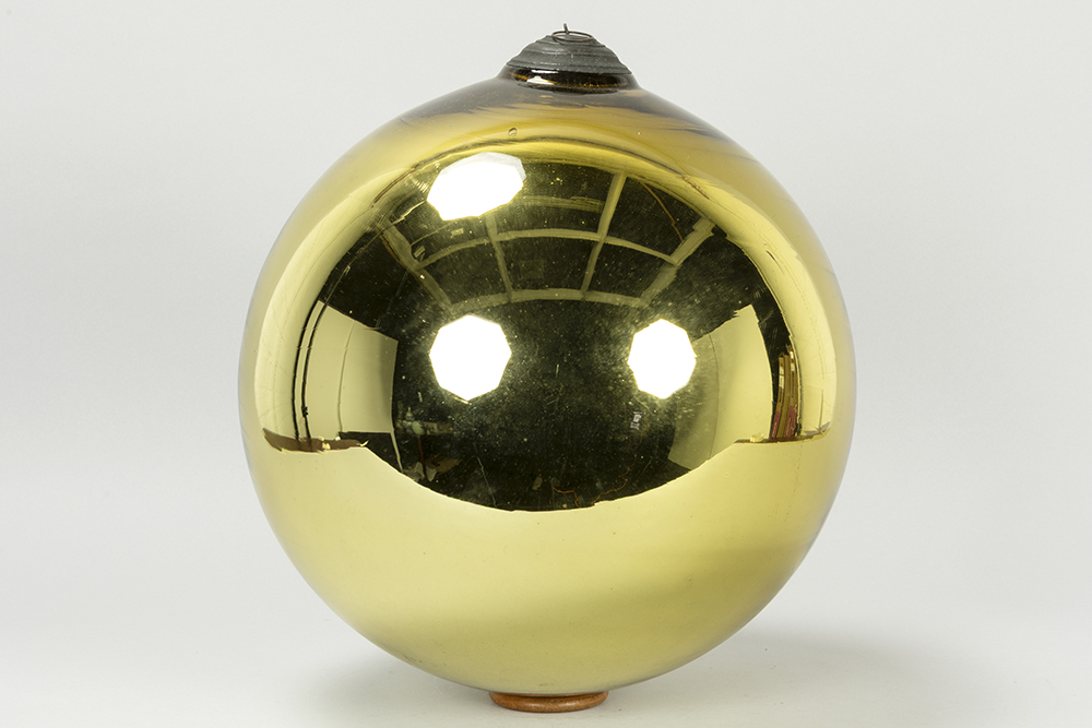 Lot 829