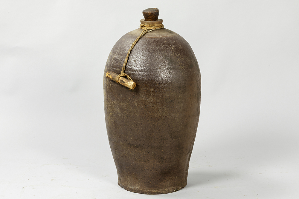 Lot 882
