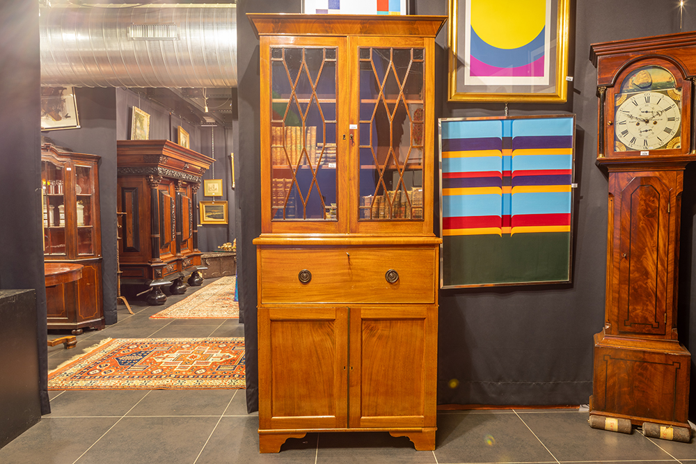Lot 220