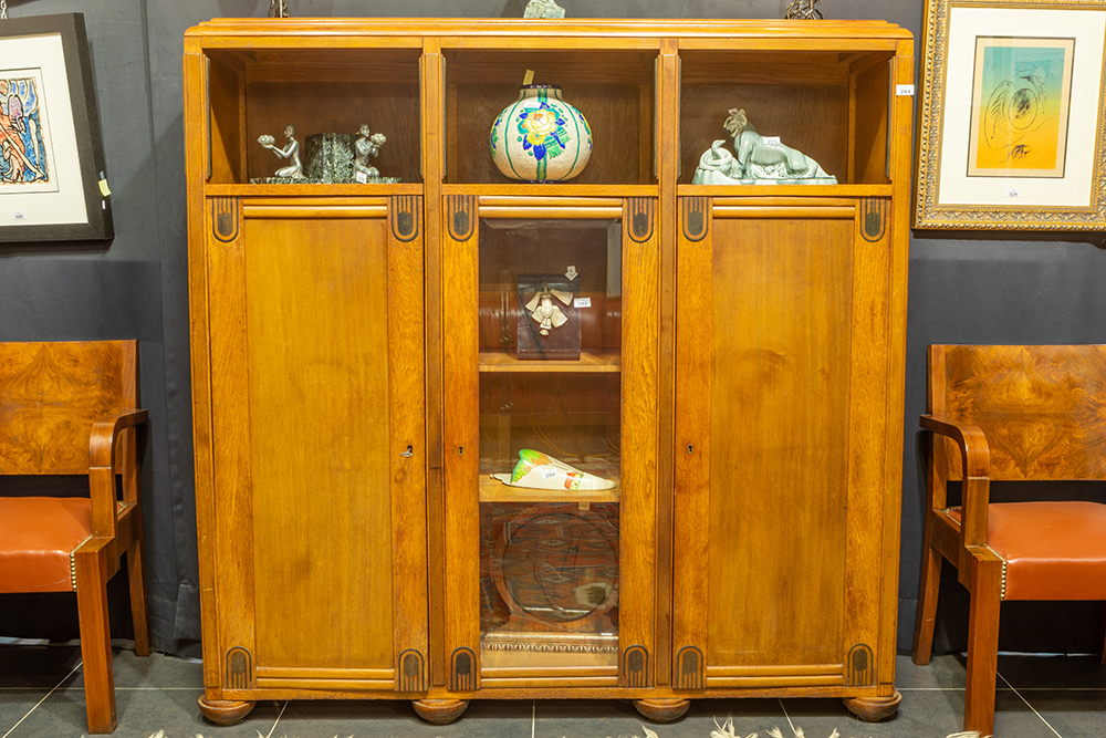 Lot 284